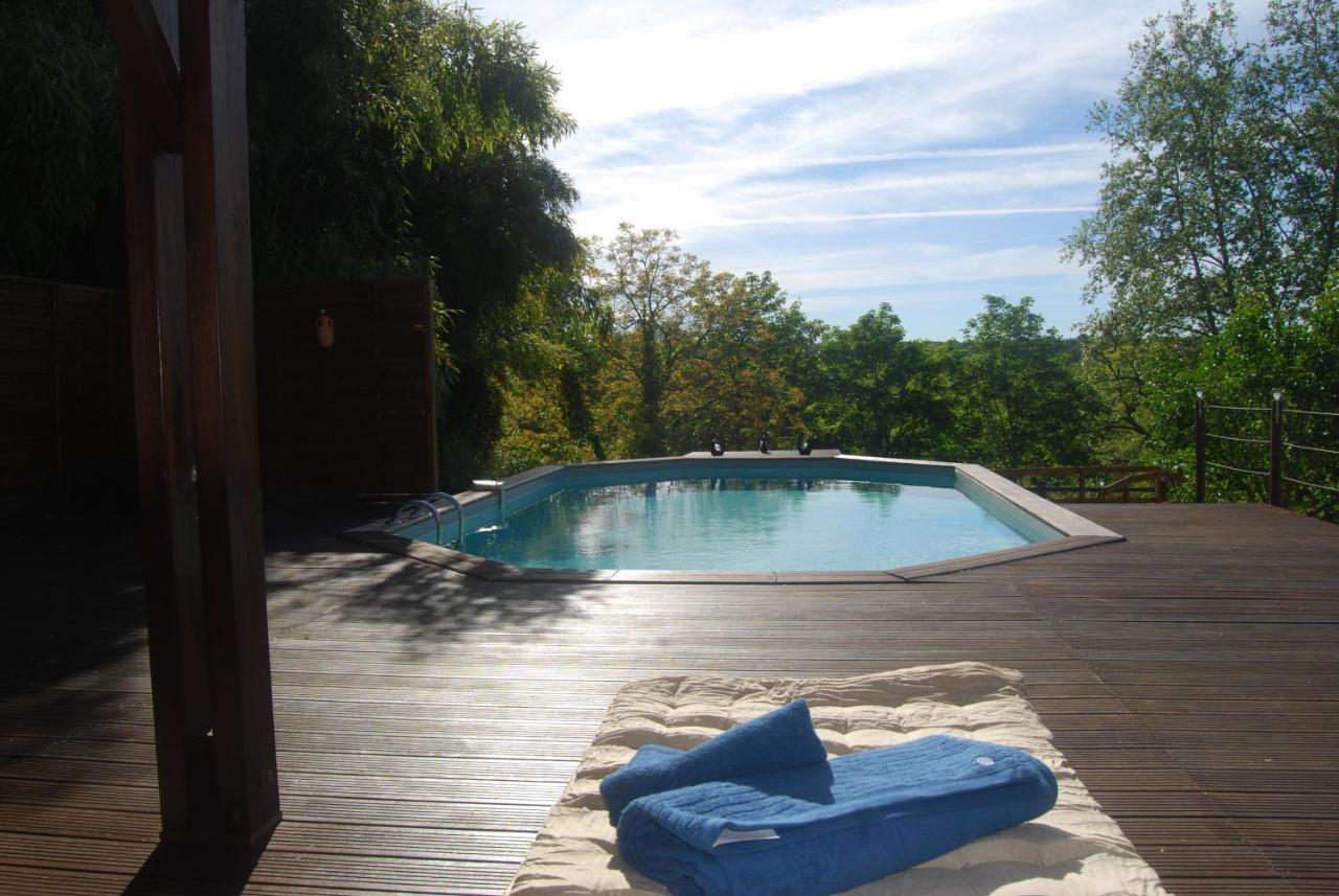 Au Son De L Angelus Bed & Breakfast Moncrabeau Dış mekan fotoğraf